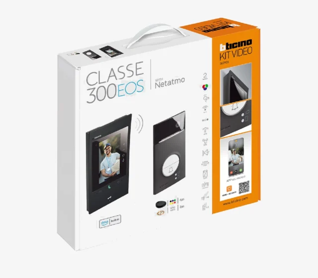 BTicino Linea 3000 kit zwart met Classe 300EOS WiFi monitor zwart