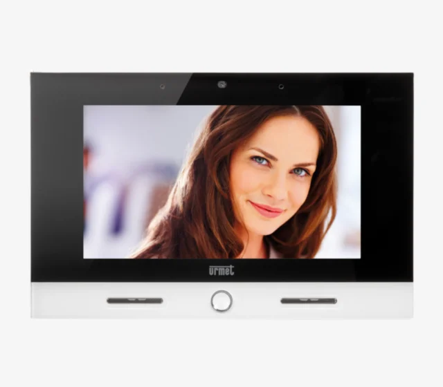 Urmet VOG7 witte video intercom met 7 inch touchscreen voor 2 draads deurcommunicatie in huis of appartement